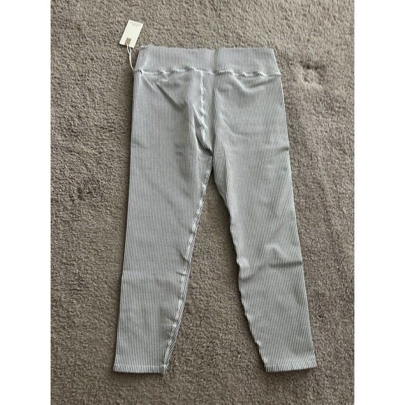 GOOD AMERICAN CORE POWER SEAMLESS TEXTURED RIB LEGGINGS - Picture 9 of 15